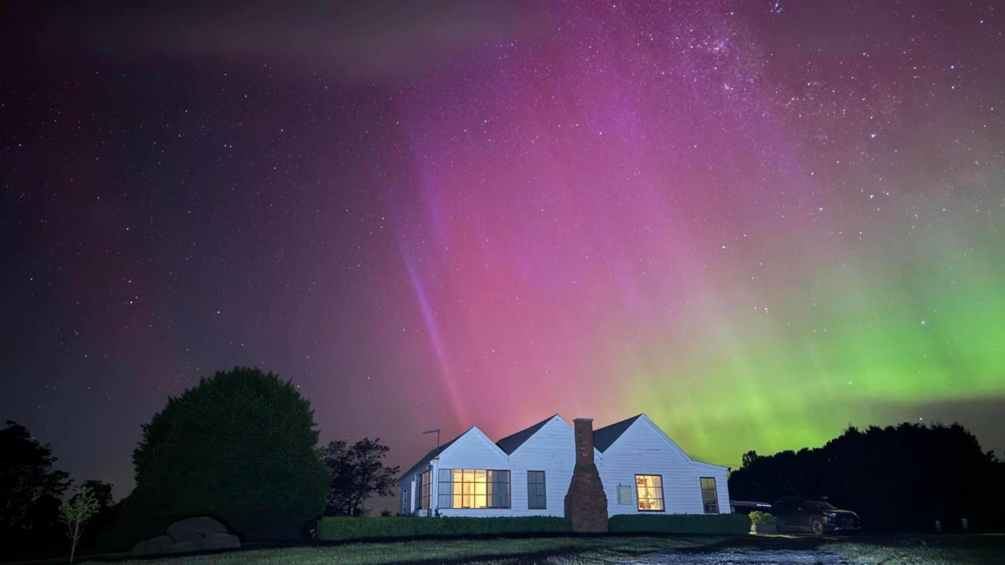 Buttons Cottage Under The Milky Way Nietta المظهر الخارجي الصورة